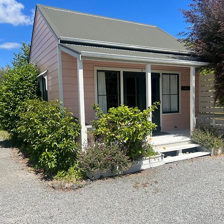 Pinot Villas Martinborough Exterior photo