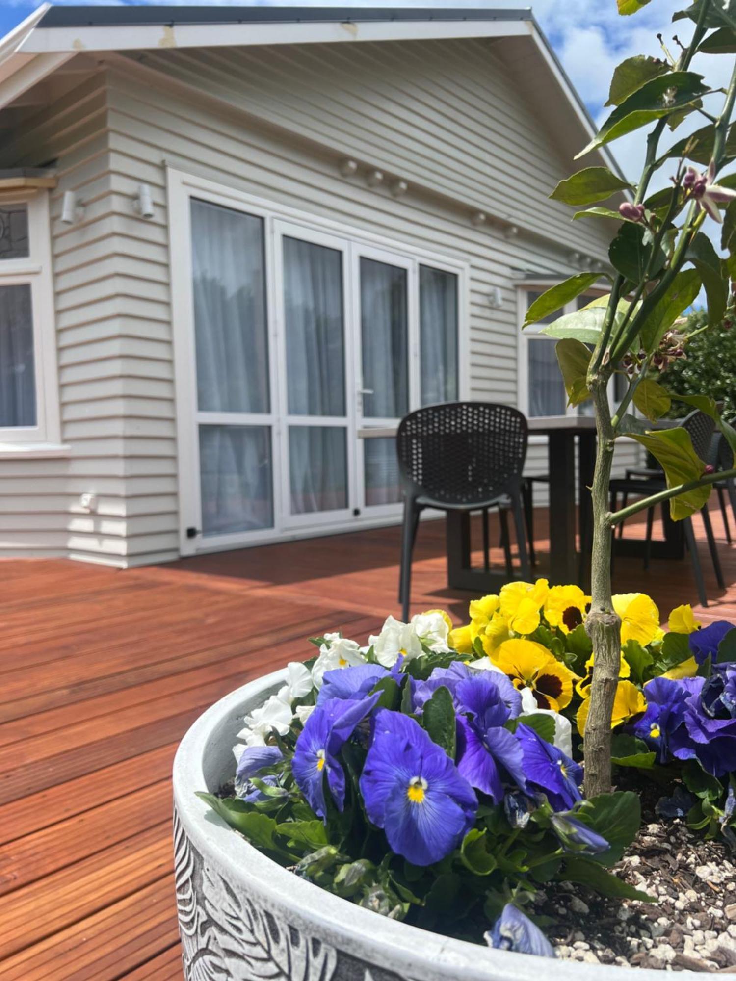 Pinot Villas Martinborough Exterior photo